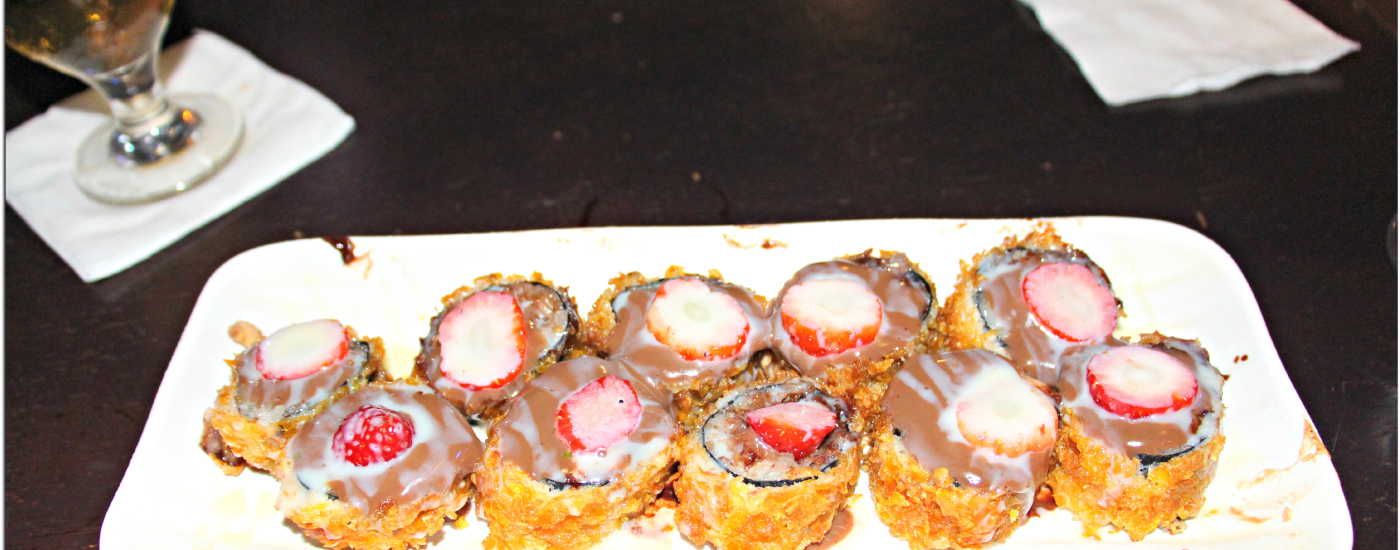 Sushi mit Schoko und Erdbeeren